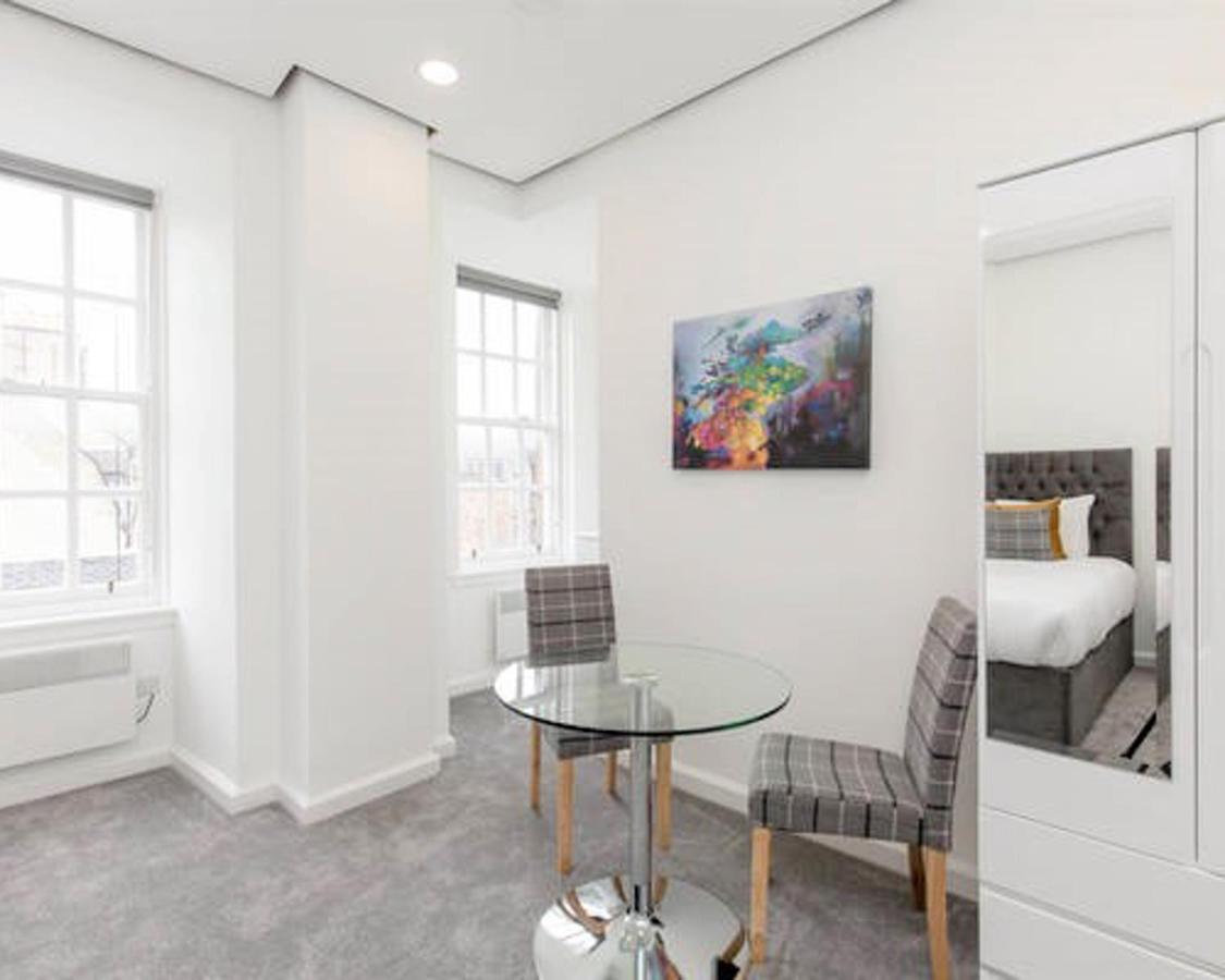 Gorgeous Studio At The Heart Of Edinburgh Old Townアパートメント エクステリア 写真